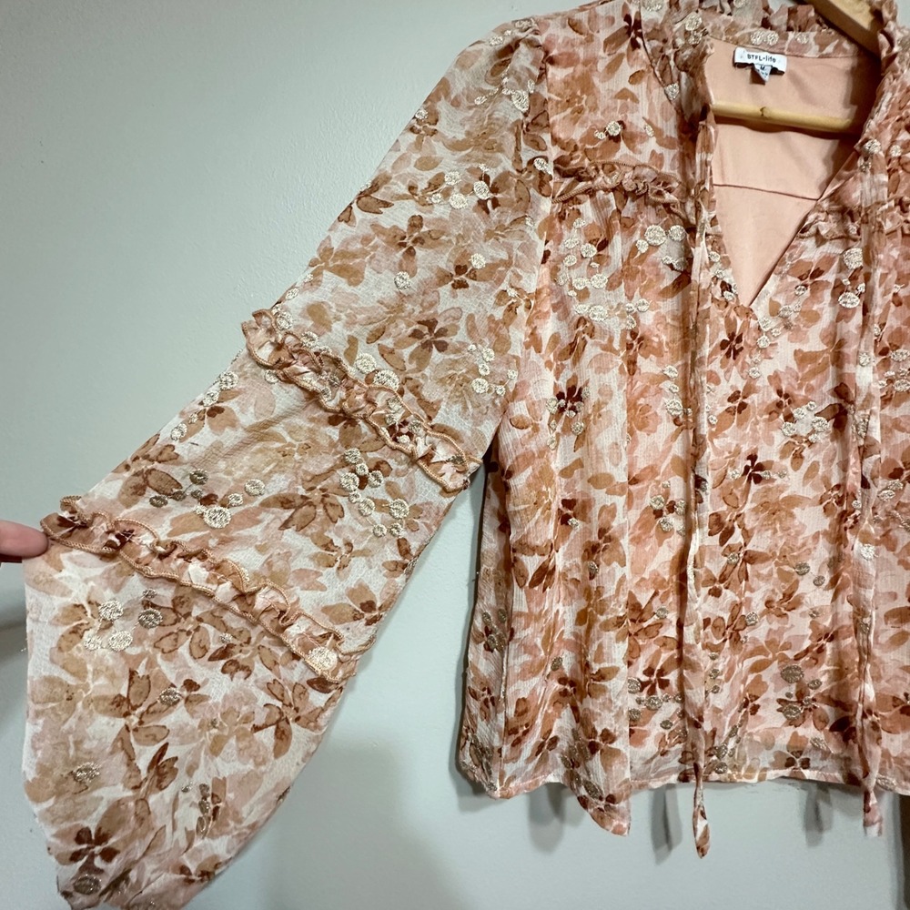 Anthropologie BTFL-life‎ Floral Puff Sleeve Blouse Womens M Cottage Ruffle Sheer - Picture 5 of 13